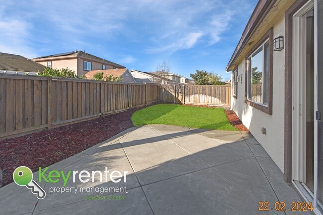 Building Photo - Spacious One-Story Vacaville Home on a Cul-De-Sac!