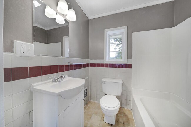 Building Photo - Lovely Two Story, 3 Bedrooms, 2 Bath Home