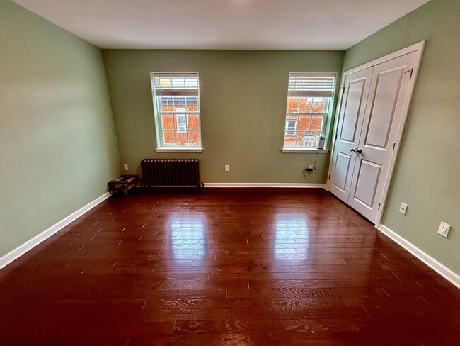 Building Photo - 2+ BED/1.5 BA Solid HOUSE in great East Passyunk/LOMO location w/ Central AC-HARDWOOD Flooring-WA...