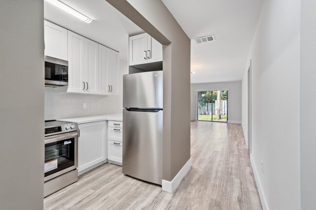 Building Photo - 2514 Taylor St