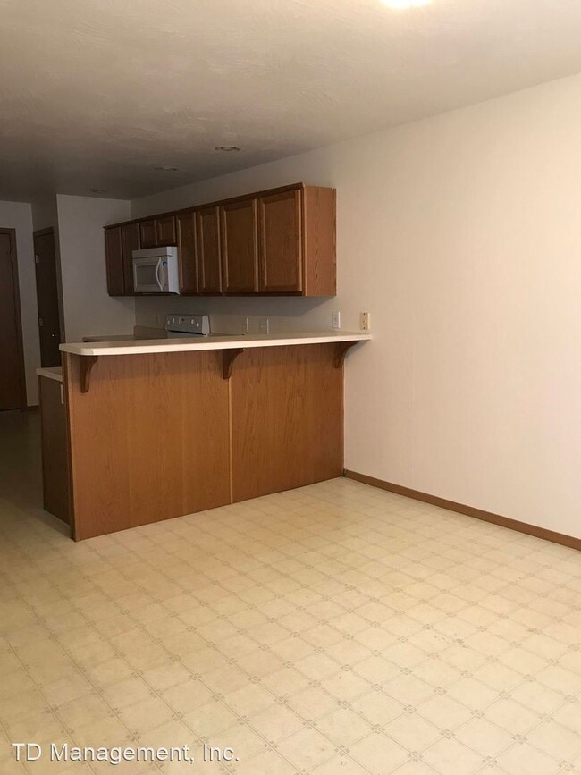 Building Photo - 3 br, 2 bath House - 4325 S Farm Road 125