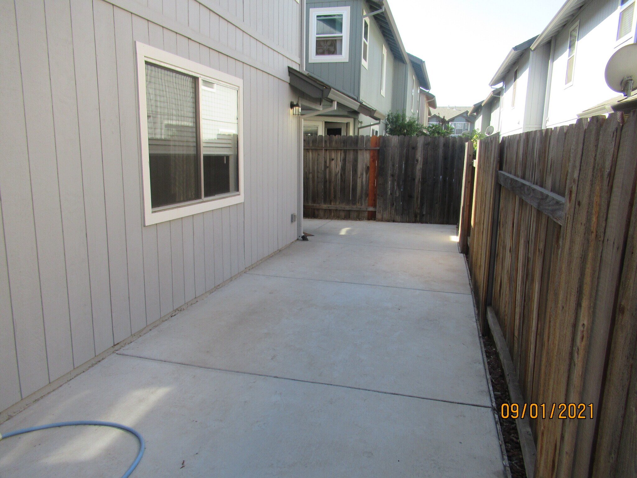 Building Photo - 614 Barbara Way