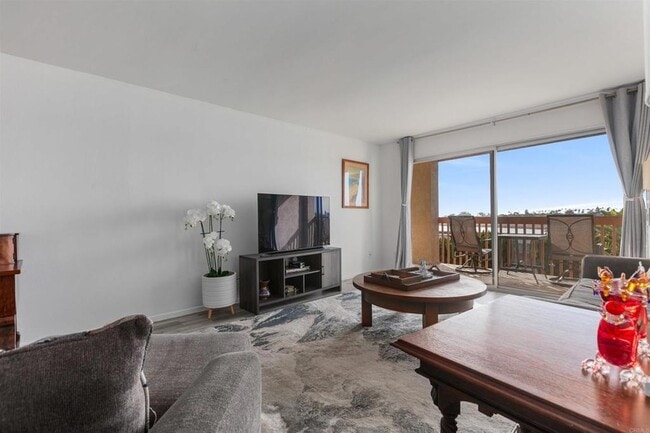 Building Photo - 2475 Jefferson St