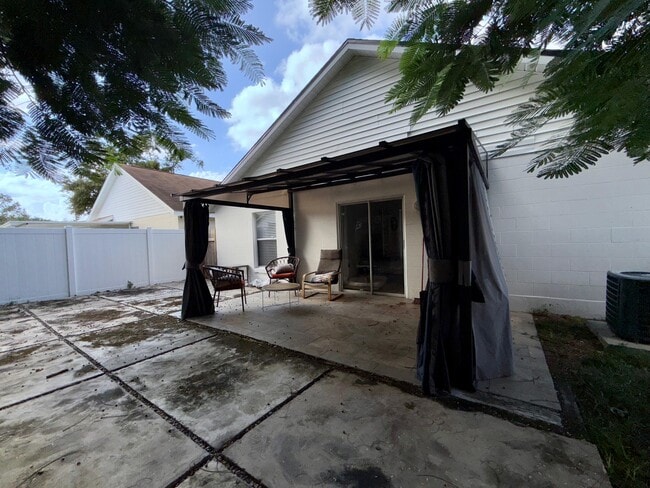 Building Photo - 6912 Long Needle Ct