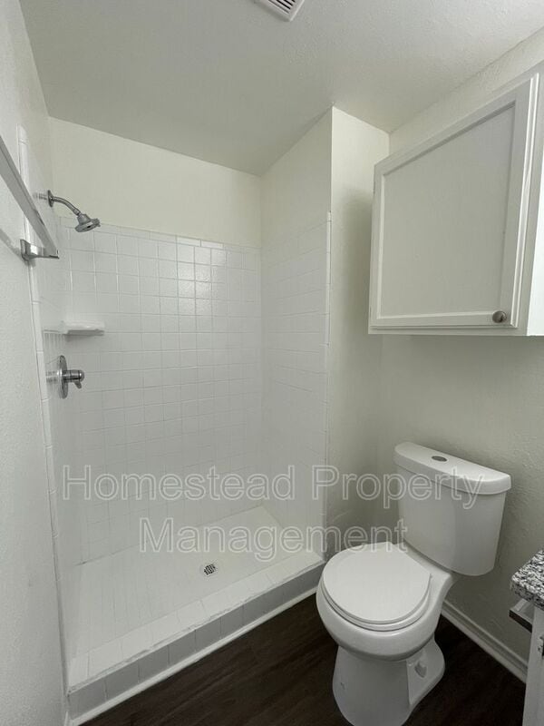 Building Photo - 10020 S Clegern St