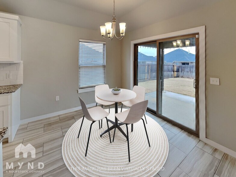 Building Photo - 711 Copper St