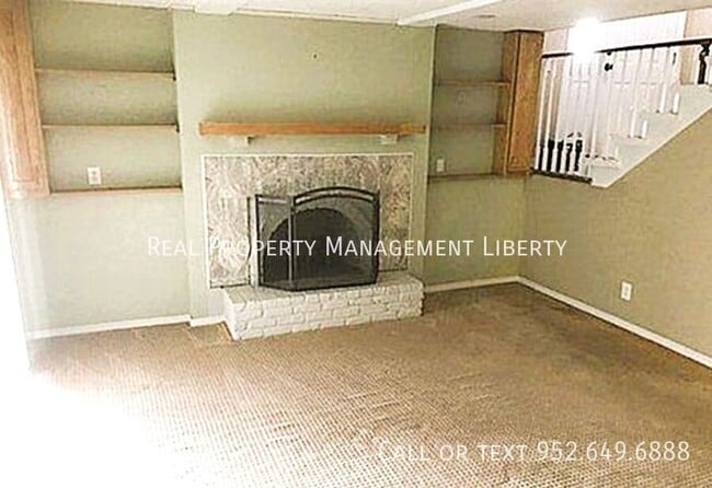 Building Photo - 10425 Decatur Cir