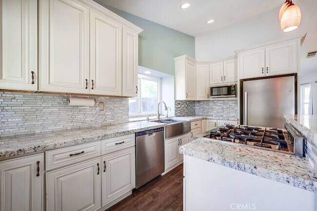 Building Photo - 22895 Temet St