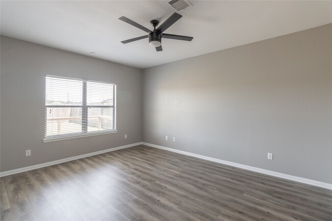 Building Photo - 23622 Virginia Pine Dr