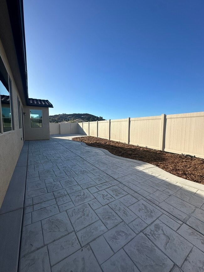 Building Photo - 2055 Woolem Pl