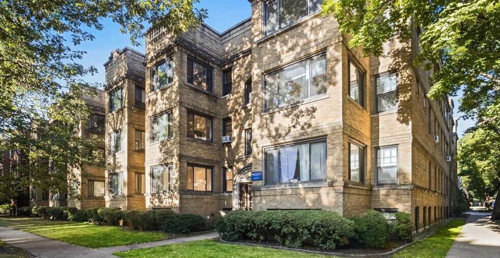 Building Photo - 1000 Crain St