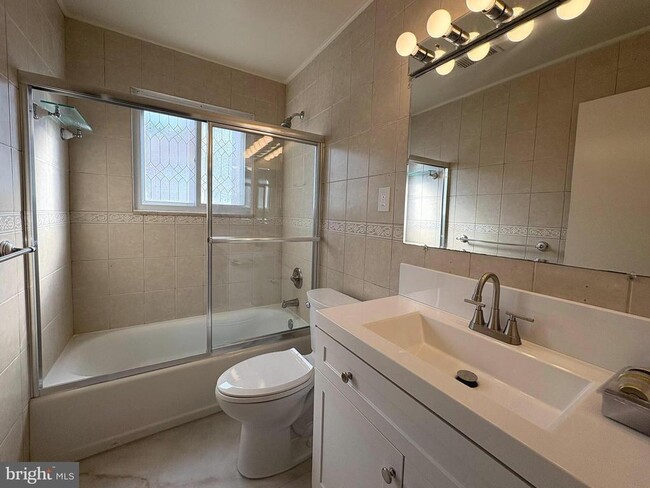 Building Photo - 6317 Pearce Ave