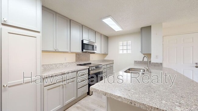 Building Photo - 91-1201 Kaneana St.