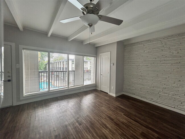 Building Photo - 219 Marshall St