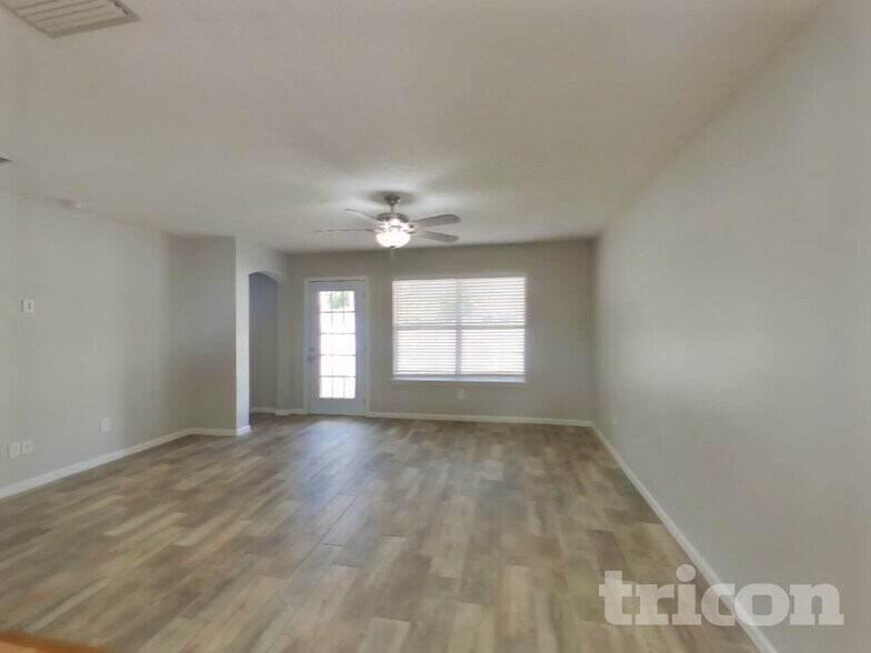 Building Photo - 96043 Starlight Ln