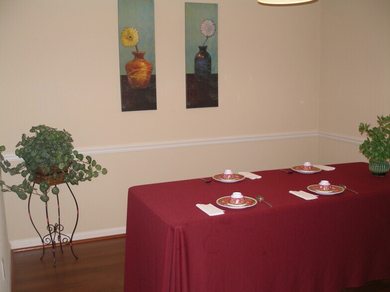 Dining room - 508 Patton Chapel Way