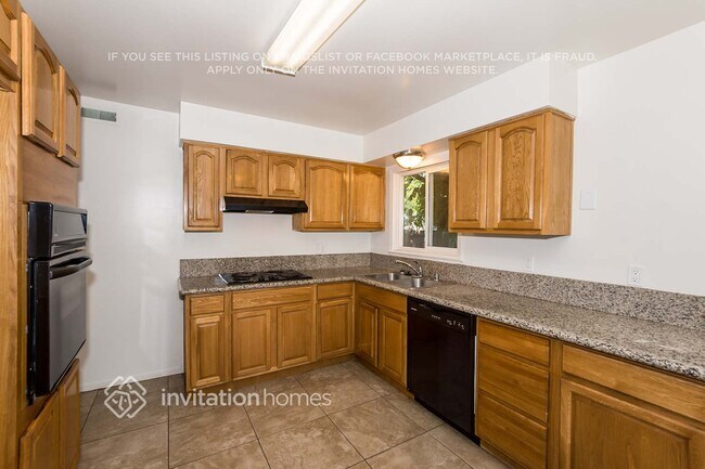 Building Photo - 4553 Goya Pkwy