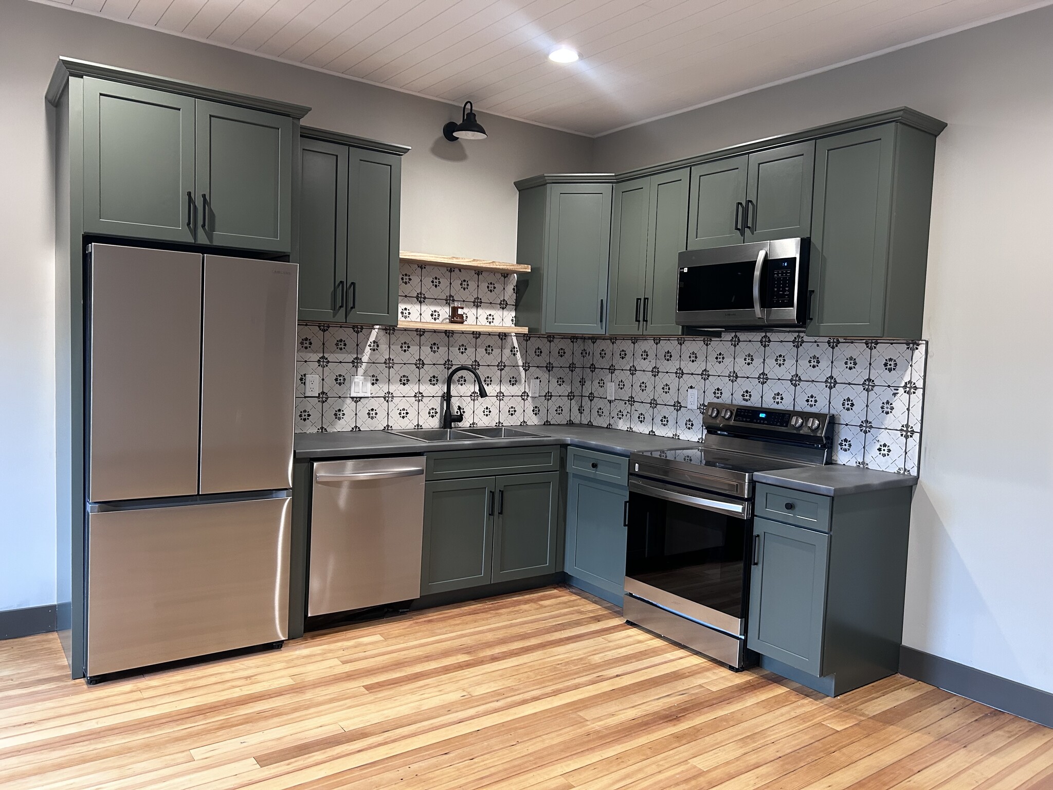 Building Photo - 101 Court St