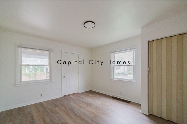 Building Photo - 1301-1303 N Rural St