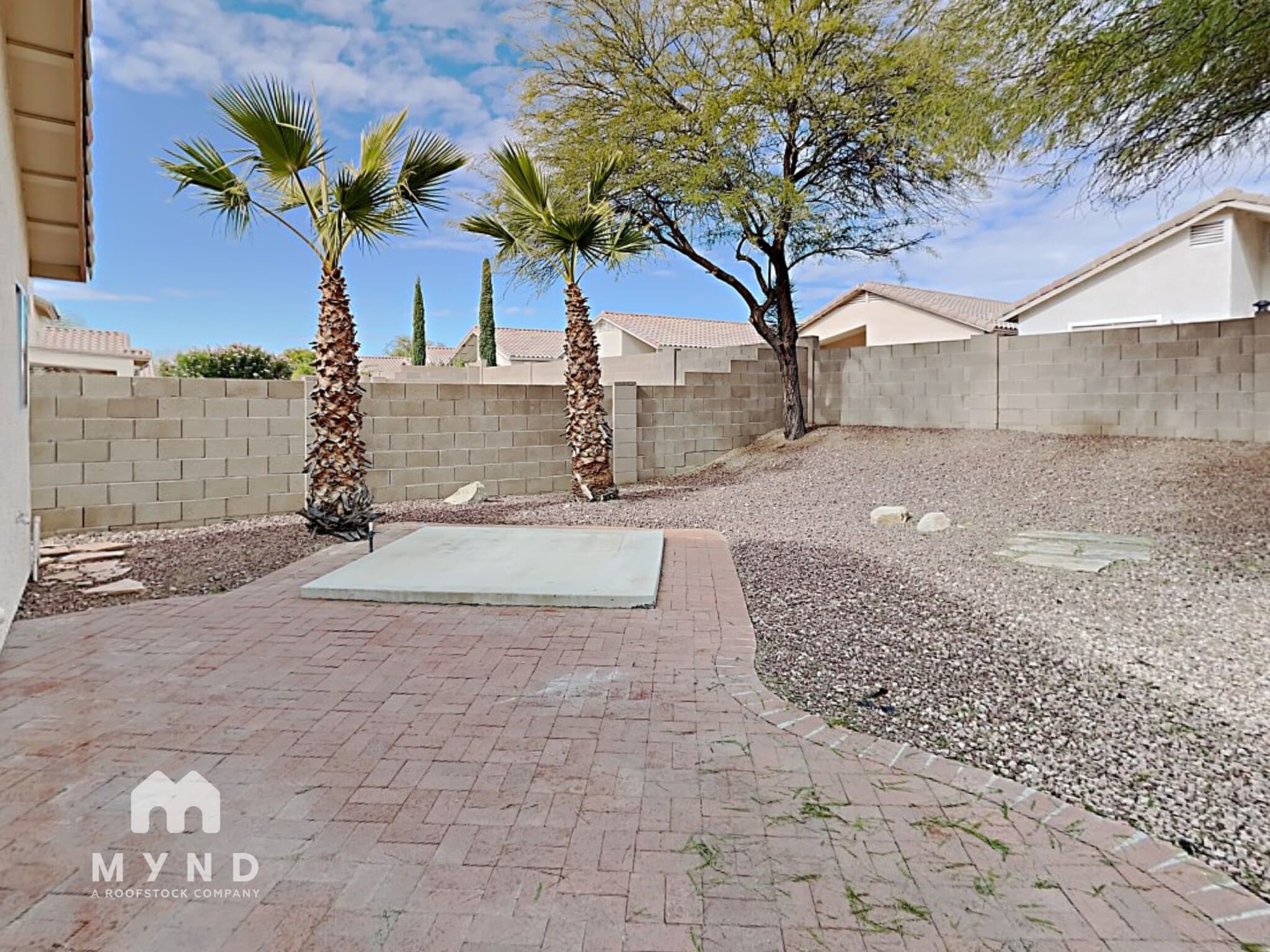 Building Photo - 2556 W Saguaro Bluffs Dr