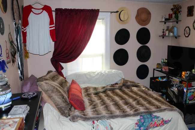 Building Photo - 165 Whitford Ave.