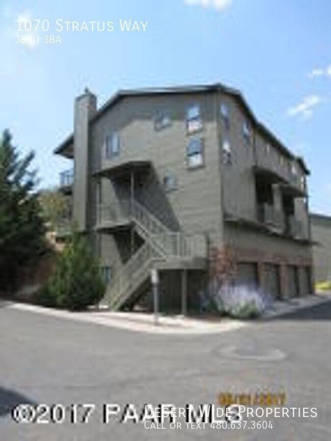 Building Photo - 1070 Stratus Way