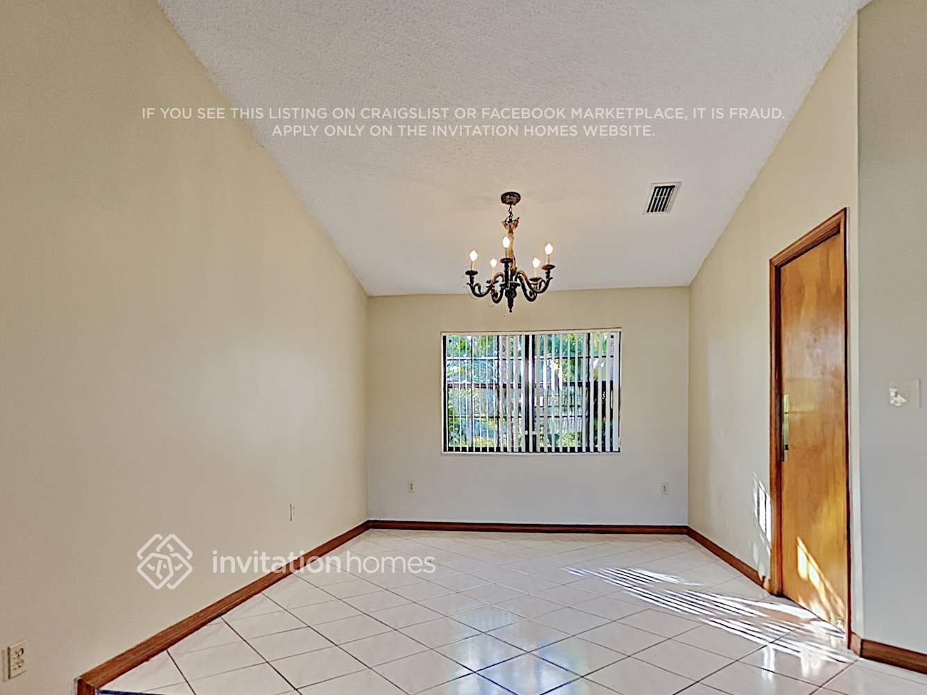 Building Photo - 16101 SW 153rd Ave