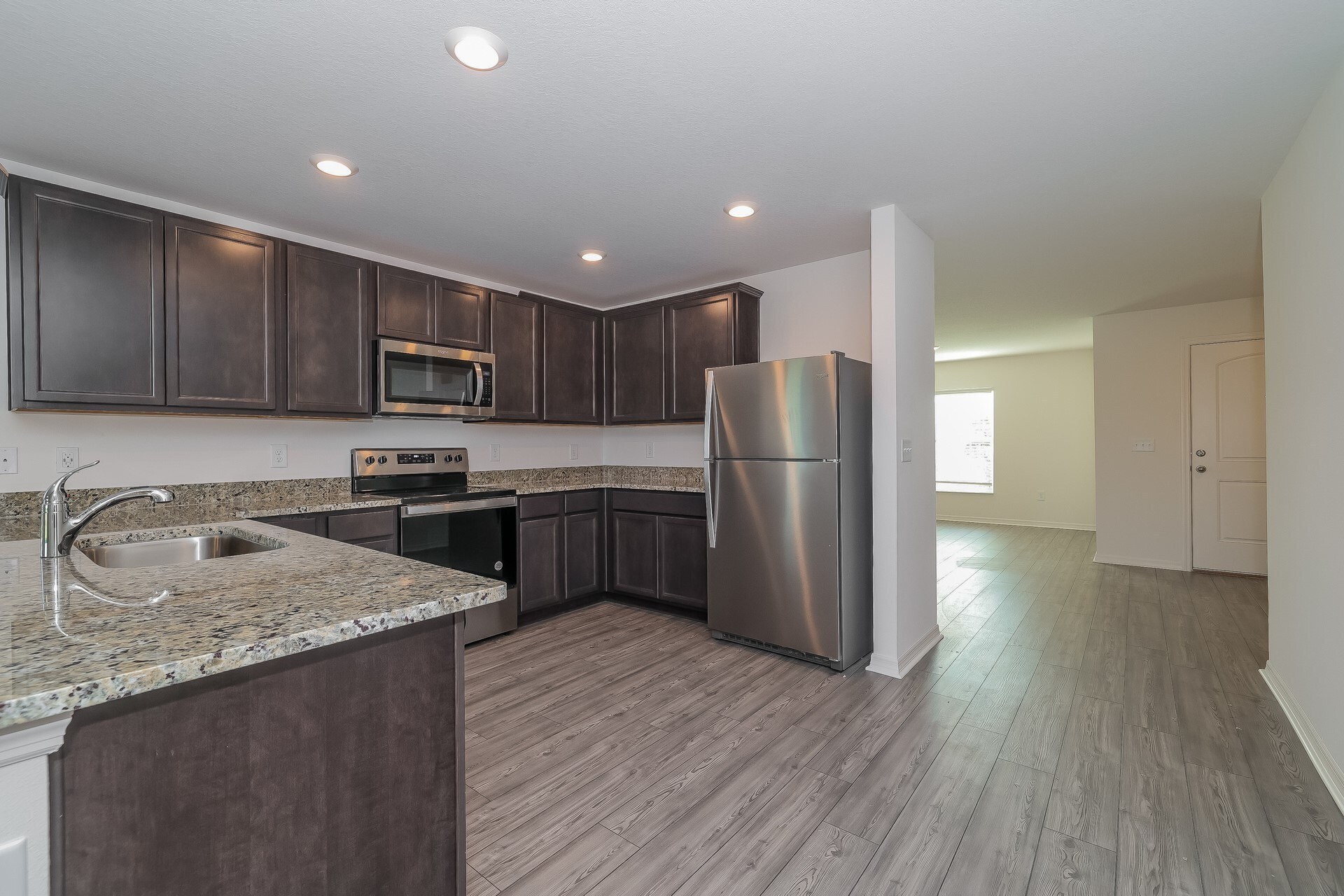 Building Photo - 513 Kensington View Dr