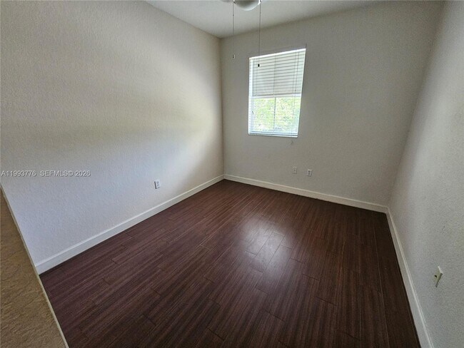 Building Photo - 11384 NW 84th Terrace