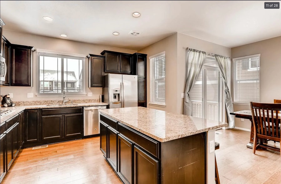 Building Photo - 12932 Norway Maple St