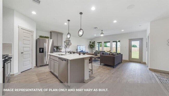 Building Photo - 7718 Cattleman Vly Dr