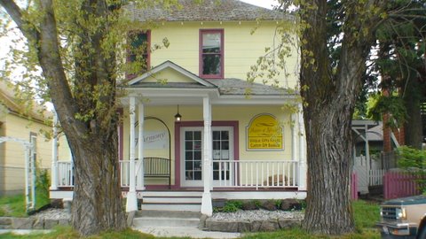 Primary Photo - 205 E Indiana Ave