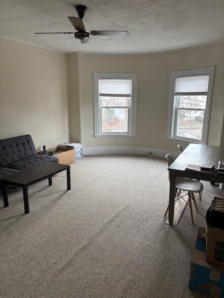 Building Photo - 26 Jefferson St