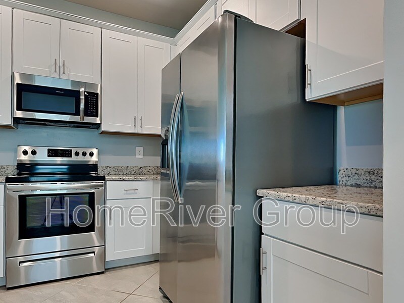 Building Photo - 14124 Pine Lodge Ln