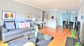 Building Photo - 1260 N Detroit St