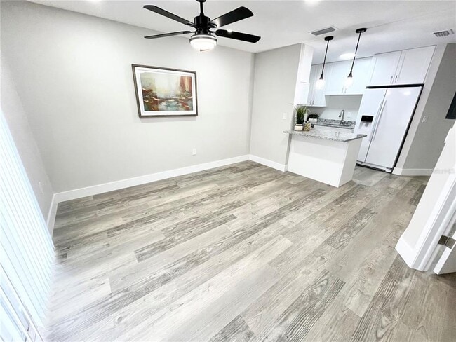 Building Photo - 11914 Cypress Vista