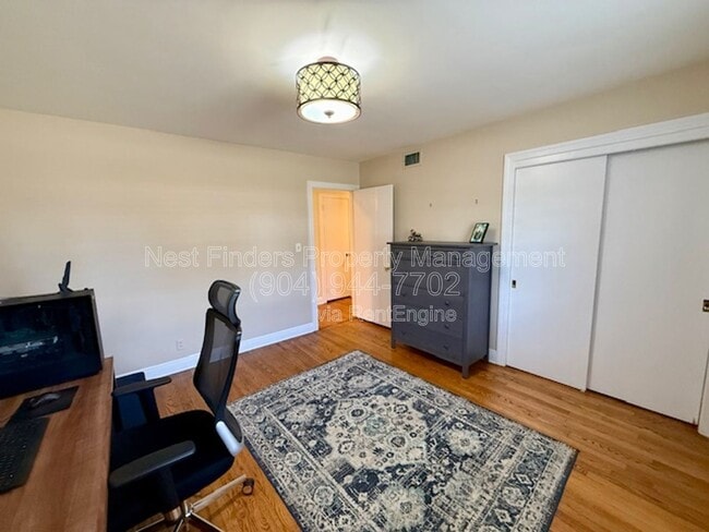 Building Photo - 7104 Catalonia Ave