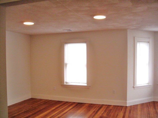 Building Photo - 20 Beechwood Ave