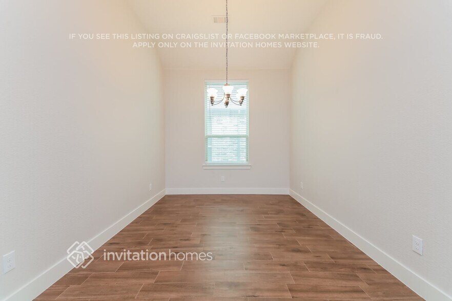 Building Photo - 1117 Sheldon Dr