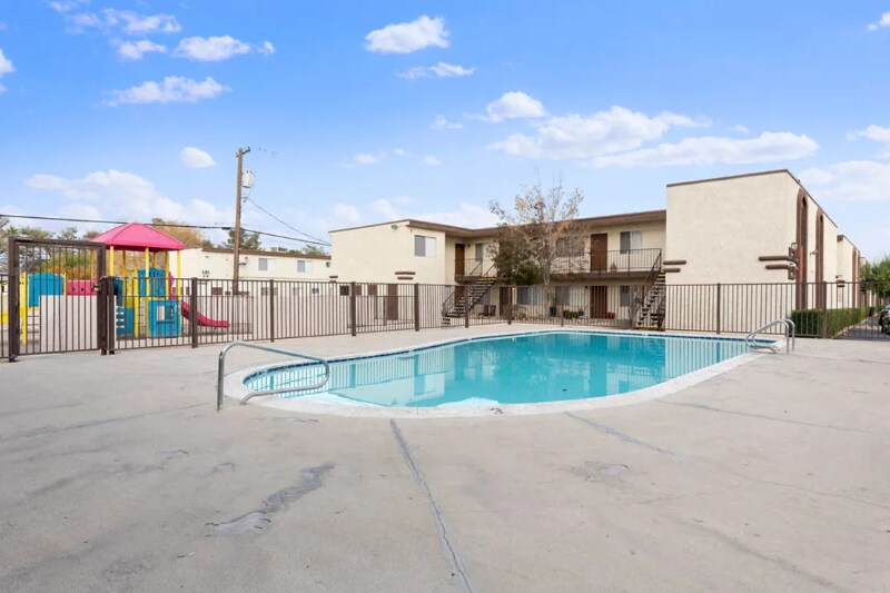 Primary Photo - 3011 Arville St