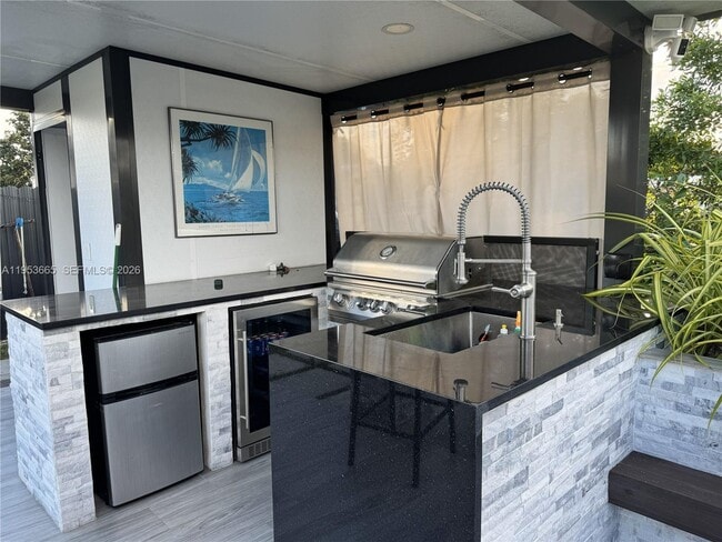 Building Photo - 10394 Fairway Heights Blvd