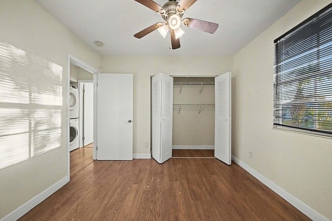 Building Photo - 5789 Woodland Point Dr