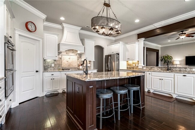 Building Photo - 4502 NE Birchgrove Pl