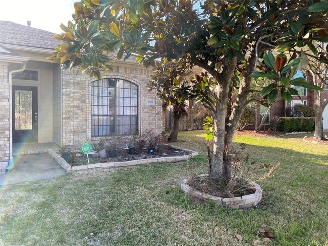 Building Photo - 3206 Cherry Bark Oak Dr