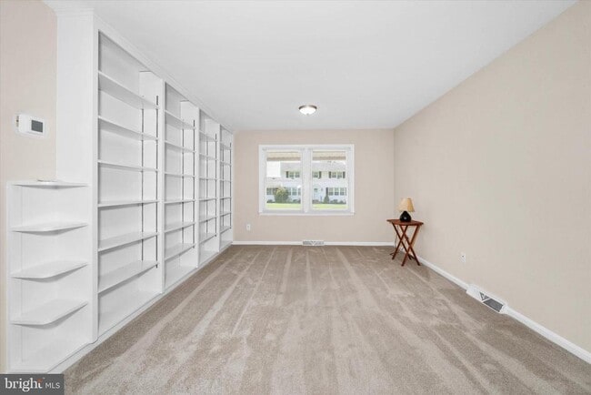 Building Photo - 4 Malvern Ct