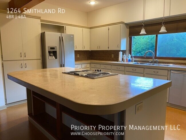 Building Photo - Peaceful Estate - 4 Bedroom 3.5 Bath