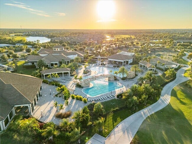 Building Photo - 5711 Palmer Cir