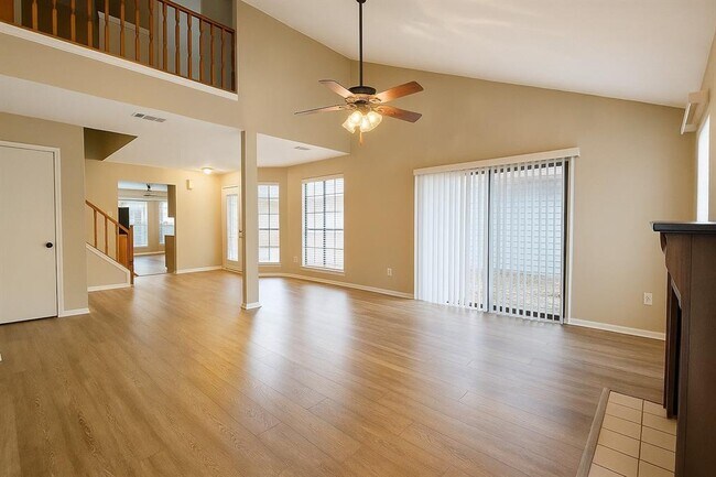 Building Photo - 54 S Cobble Hill Cir