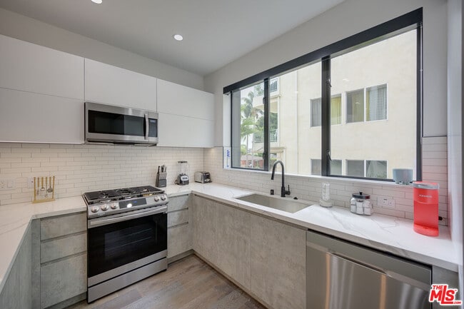 Building Photo - 4422 Riley Dr