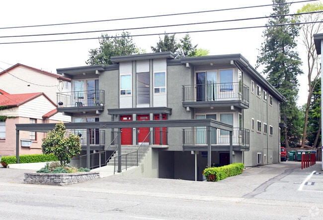 Building Photo - Avia Apartments